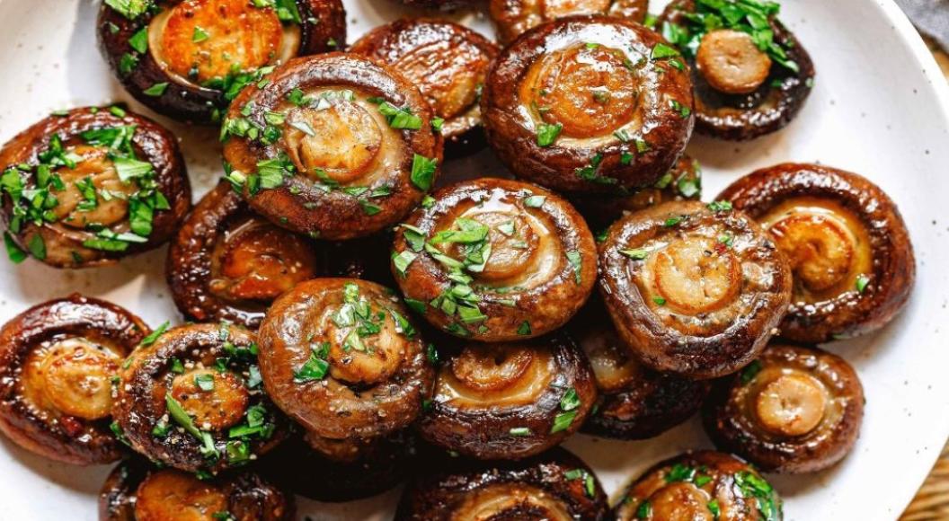 Roasted Garlic Mushrooms